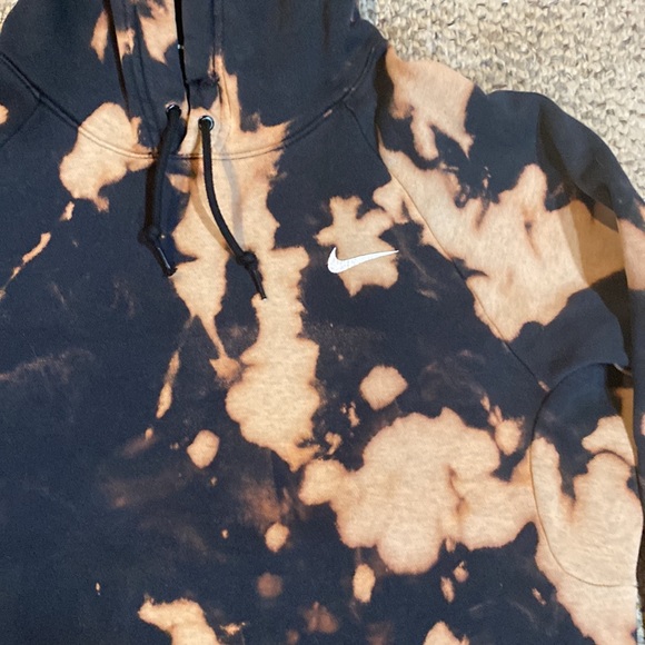 Mens Nike Hoodie - Picture 2 of 3